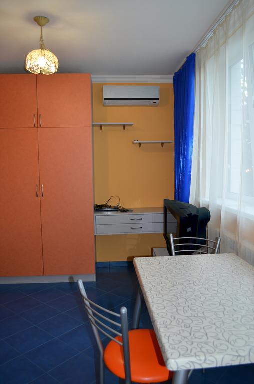 קייב Apartment Laboratorniy Per. 26 מראה חיצוני תמונה